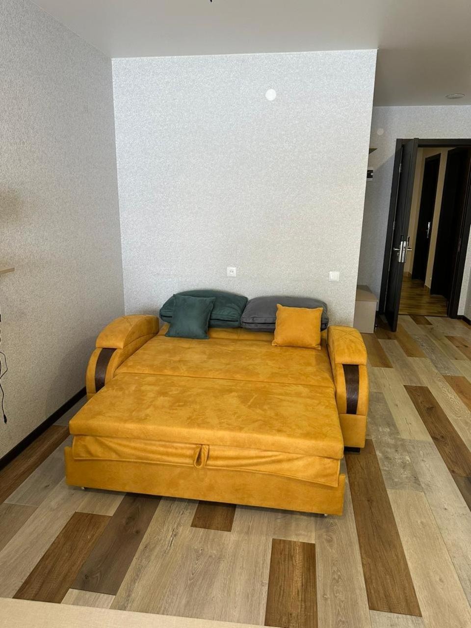 Hotel Qumli Goedaoeri Buitenkant foto