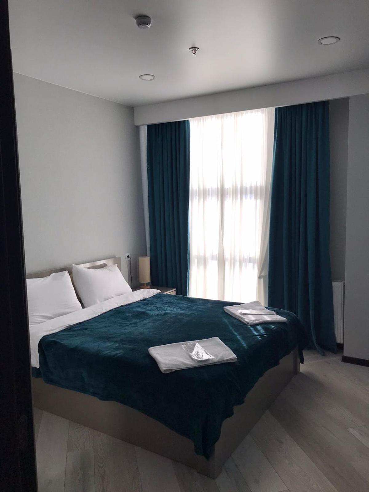 Hotel Qumli Goedaoeri Buitenkant foto